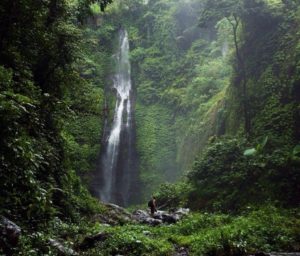 Air Terjun Gerombong Lemukih