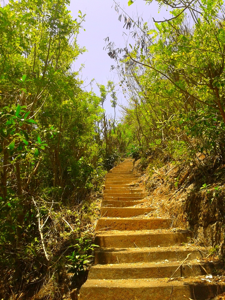 Anak tangga di Pulau Nyang Nyang