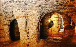 Goa Gala-Gala Underground House Nusa Lembongan