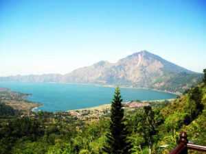Gunung Batur dan Gunung Agung