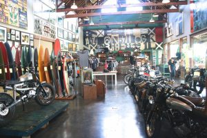 Kafe Deus Ex Machina Canggu