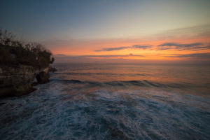 Mahana Point Cliff Jump Nusa Lembongan Aman
