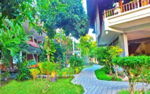 Palm Beach Hotel Bali