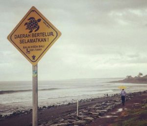Pantai Batu Tumpeng Klungkung