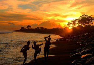 Pantai Batu Tumpeng Klungkung