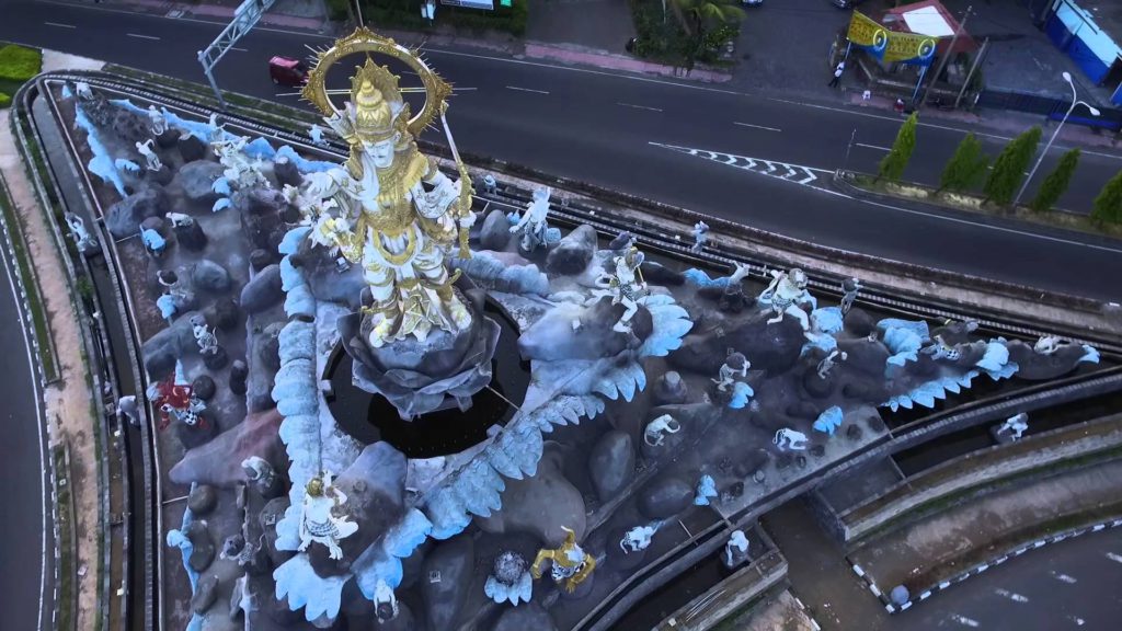 Patung Titi Banda Denpasar
