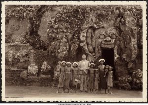 Pura Goa Gajah Ubud dalam sebuah foto jadul
