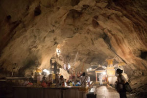 Pura Goa Giri Putri Nusa Penida