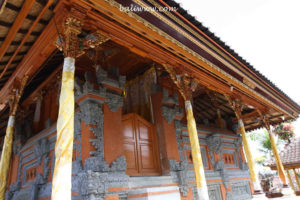 Pura Langgar Bunutin