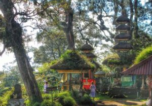 Pura Pucak Mangu Pelaga