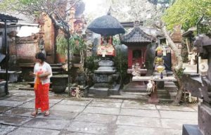 Pura Pucak Watu Geni Denpasar