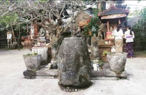 Pura Pucak Watu Geni Denpasar