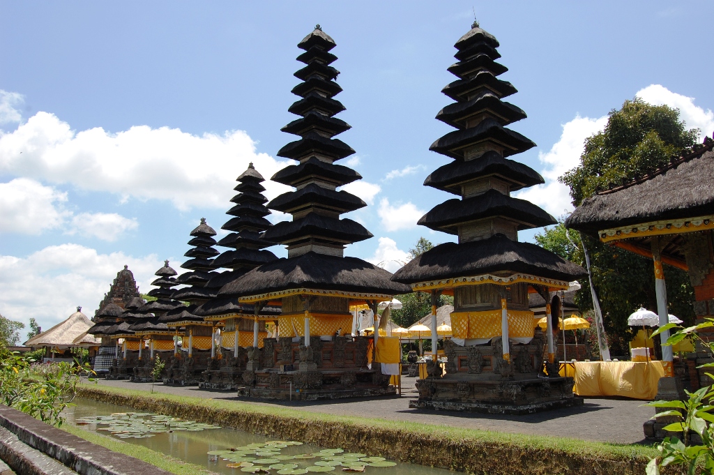 Pura Taman Ayun Bali