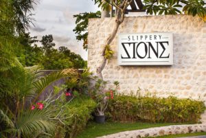Restoran Slippery Stone Seminyak