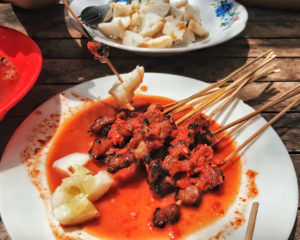 sate plecing khas Bali