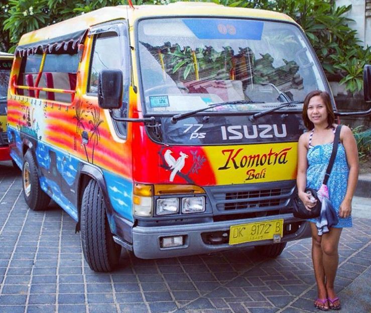 Shuttle Bus Komotra, Pilihan Transportasi Wisata Khas Bali