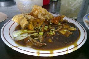 makanan babi di bali