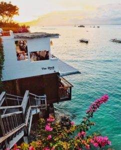 The Deck Cafe Nusa Lembongan