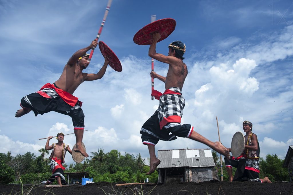 Tradisi Gebug Ende Karangasem