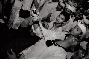 Tradisi Ngerebong Bali