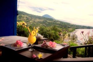 Waeni’s Sunset View Hotel Karangasem