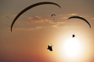 Wisata Paragliding Bukit Riug