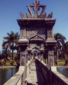 Wisata Taman Air Cantik dan Eksotis di Bali