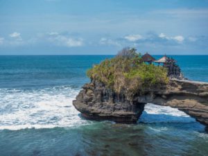 aktivitas di tanah lot Bali