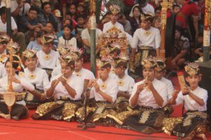 gamelan bumbang khas Bali