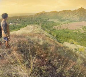 kawasan wisata bukit batu kursi