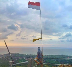 kawasan wisata bukit batu kursi