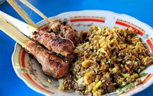 nasi lawar kuwir khas Bali