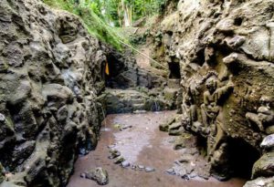 Relief Bebitra Gianyar