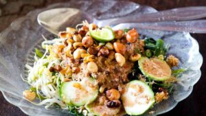 serombotan khas Klungkung