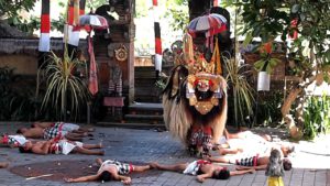 tari barong Ubud