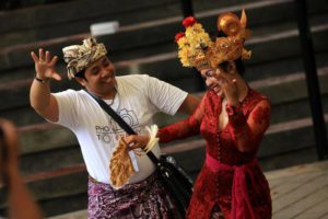tari tradisional bali