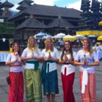 tips liburan ke pura di Bali