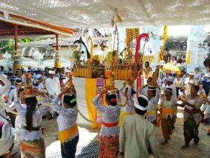 upacara ngenteg linggih